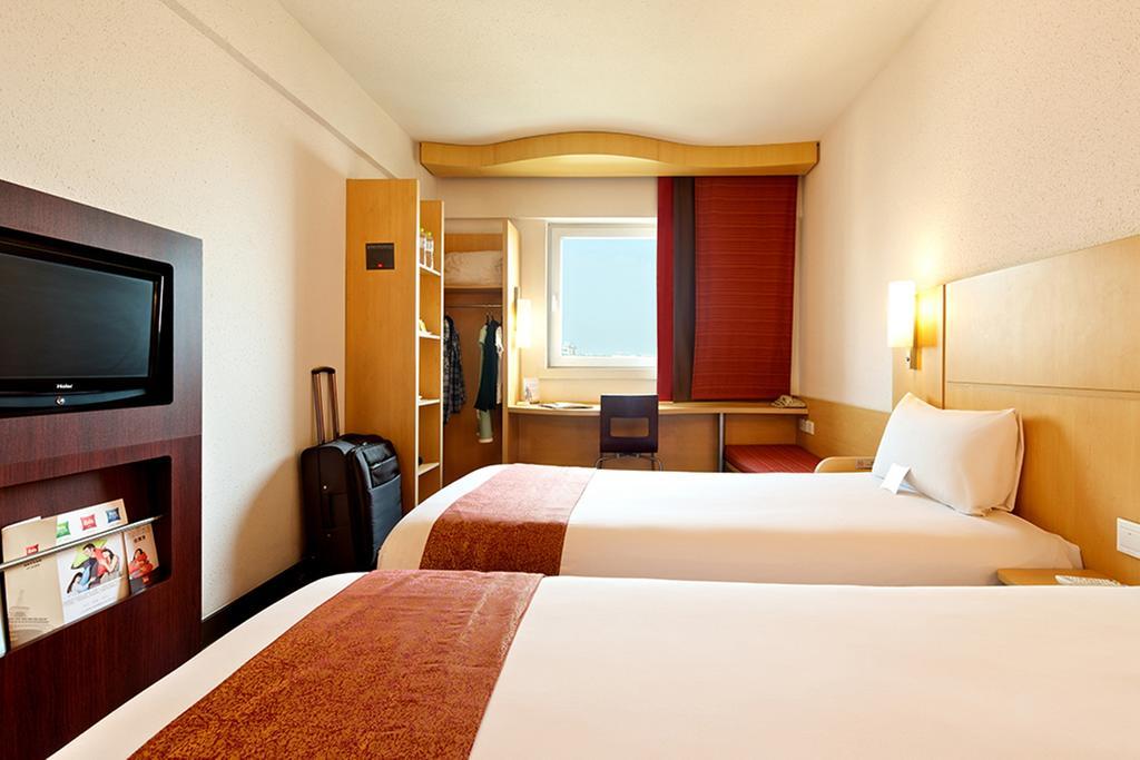 Ibis Ningbo Qianhu Plaza Hotel Εξωτερικό φωτογραφία